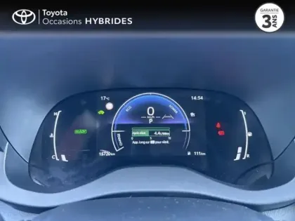 Photo 13 Toyota Yaris  116h Design 5p MC24