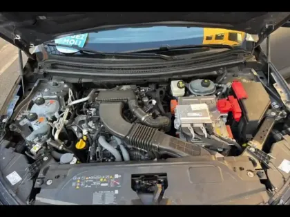 Photo 14 Renault Austral  1.2 E-Tech full hybrid 200ch Techno esprit Alpine - 24