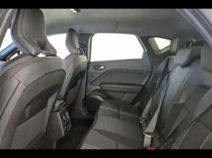 Photo 14 Renault Captur  1.6 E-Tech hybride 145ch Engineered