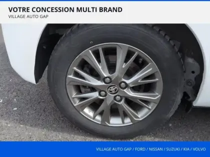 Photo 6 Toyota Yaris  100h Dynamic 5p RC19