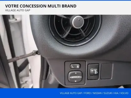 Photo 12 Toyota Yaris  100h Dynamic 5p RC19