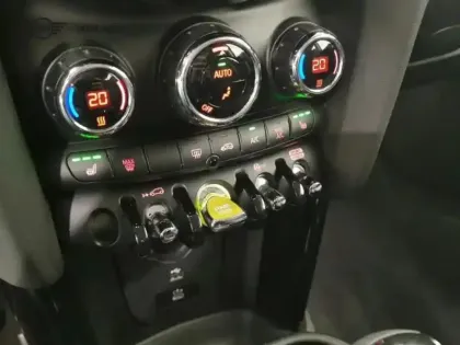 Photo 15 Mini Mini  Cooper SE 184ch Edition Premium BVA 5CV
