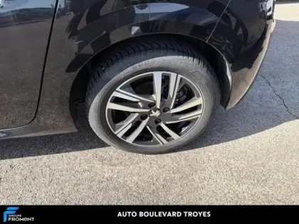 Photo 12 Peugeot 208  1.5 BlueHDi 100ch S&S Allure