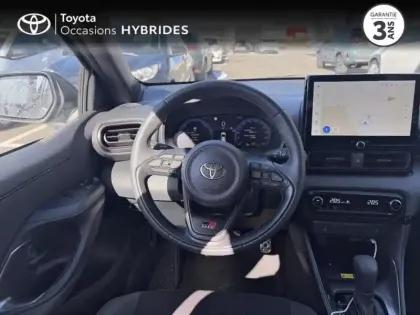 Photo 8 Toyota Yaris  130h GR Sport 5p MY25