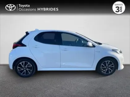 Photo 8 Toyota Yaris  116h Design 5p