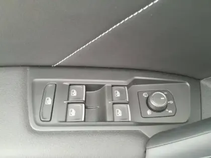 Photo 13 Volkswagen Tiguan  1.4 eHybrid 245ch R-Line DSG6