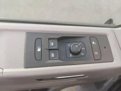 Photo 11 Volkswagen Transporter  Fg 2.8T L1H1 2.0 TDI 204ch Business DSG7