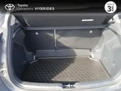 Photo 9 Toyota Yaris  116h Iconic 5p MY22