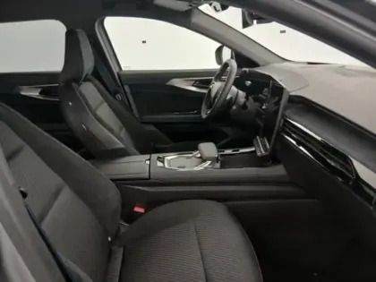 Photo 13 Renault Espace  1.2 E-Tech full hybrid 200ch esprit Alpine 7 places - 25