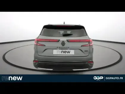 Photo 8 Renault Espace  1.2 E-Tech full hybrid 200ch esprit Alpine 7 places - 25
