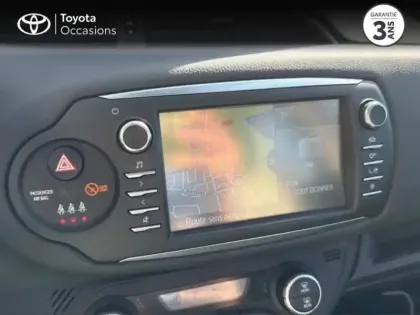 Photo 10 Toyota Yaris  110 VVT-i Dynamic 5p
