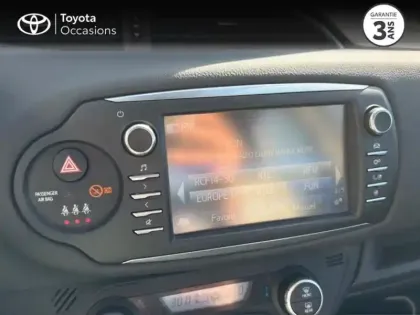 Photo 8 Toyota Yaris  110 VVT-i Dynamic 5p