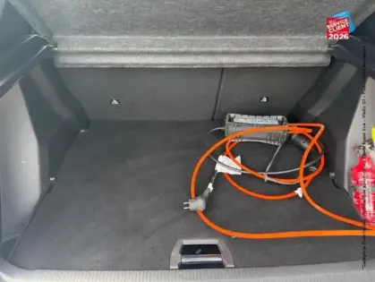 Photo 13 Peugeot 2008  e- 136ch GT Pack