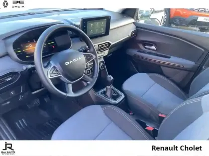 Photo 13 Dacia Jogger  1.6 hybrid 140ch Extreme 7 places -24