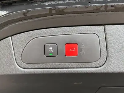 Photo 8 DS DS 7  Crossback BlueHDi 130ch Rivoli Automatique