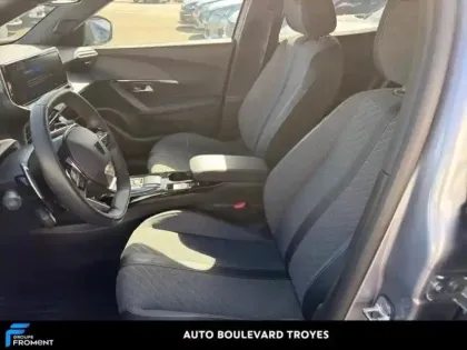 Photo 10 Peugeot 2008  1.2 PureTech 130ch S&S Allure EAT8