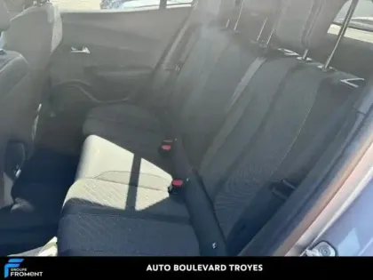 Photo 11 Peugeot 2008  1.2 PureTech 130ch S&S Allure EAT8