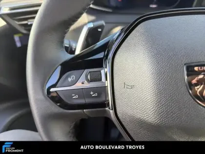 Photo 14 Peugeot 2008  1.2 PureTech 130ch S&S Allure EAT8