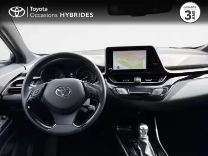 Photo 8 Toyota C-HR  122h Distinctive 2WD E-CVT MY22