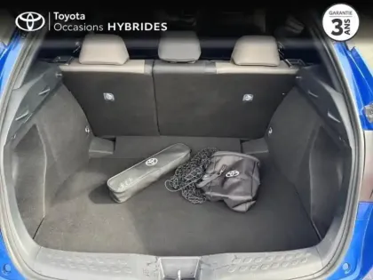 Photo 9 Toyota C-HR  122h Distinctive 2WD E-CVT MY22