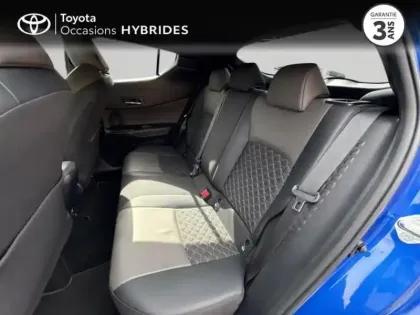 Photo 11 Toyota C-HR  122h Distinctive 2WD E-CVT MY22