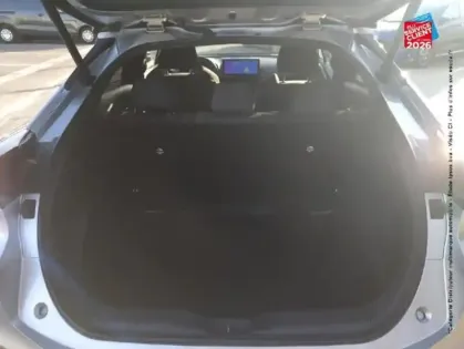 Photo 13 Toyota C-HR  2.0 Hybride 200ch Design NG23