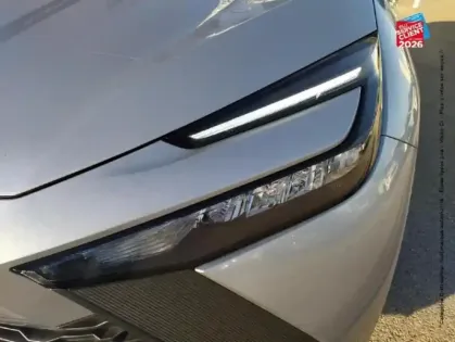 Photo 12 Toyota C-HR  2.0 Hybride 200ch Design NG23