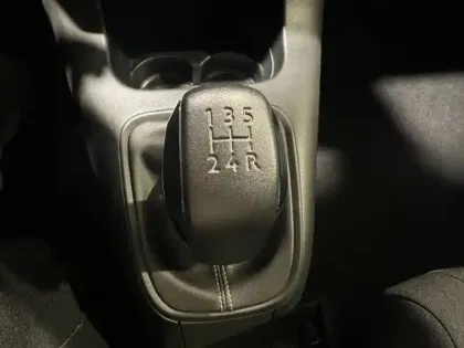 Photo 11 Citroën C3  1.2 PureTech 83ch S&S Feel Pack