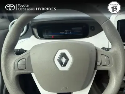 Photo 12 Renault Zoé Zoe Zen charge normale R90