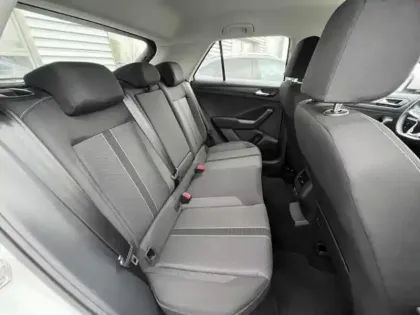 Photo 6 Volkswagen T-roc  1.5 TSI EVO 150ch Life Plus DSG7