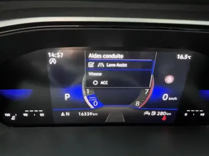 Photo 12 Volkswagen T-roc  1.5 TSI EVO 150ch Life Plus DSG7