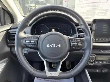 Photo 13 Kia Stonic  1.0 T-GDi 120ch MHEV GT Line DCT7