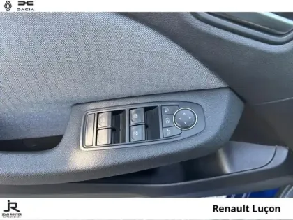 Photo 13 Renault Clio  1.6 E-Tech 145ch full hybrid Techno - 24