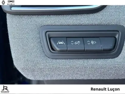 Photo 14 Renault Clio  1.6 E-Tech 145ch full hybrid Techno - 24