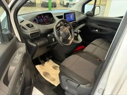 Photo 8 Peugeot Partner  Standard 1000kg BlueHDi 130ch S&S Premium