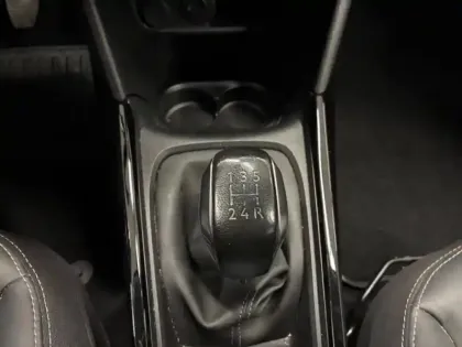 Photo 14 Peugeot 2008  1.2 PureTech 110ch Allure S&S