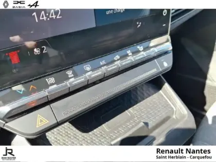 Photo 11 Renault Megane  E-Tech Electric EV60 220ch Equilibre super charge