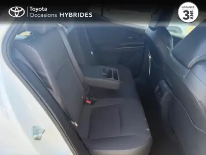 Photo 6 Toyota C-HR + 224ch 77kWh Design Grande Autonomie