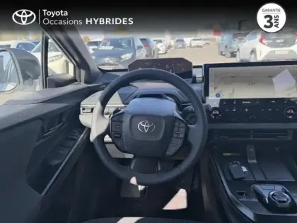Photo 8 Toyota C-HR + 224ch 77kWh Design Grande Autonomie