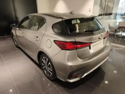 Photo 5 Lexus CT  200h Pack Pack Confort