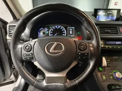 Photo 13 Lexus CT  200h Pack Pack Confort