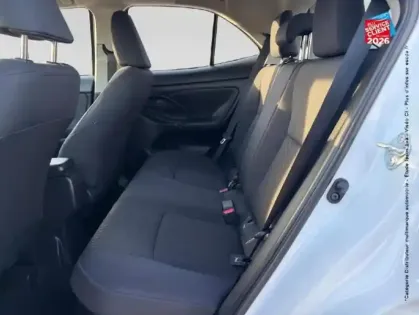 Photo 10 Toyota Yaris Gén. I Ph1 NG Dynamic 5