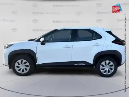 Photo 8 Toyota Yaris Gén. I Ph1 NG Dynamic 5