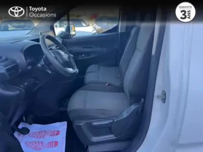 Photo 10 Toyota Proace  CITY Medium 100 D-4D Business RC21