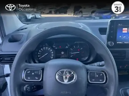 Photo 12 Toyota Proace  CITY Medium 100 D-4D Business RC21