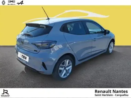 Photo 21 Renault Clio  1.6 E-Tech 145ch full hybrid Evolution