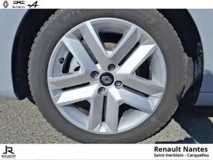 Photo 8 Renault Clio  1.6 E-Tech 145ch full hybrid Evolution