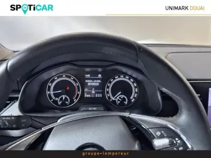 Photo 10 Skoda Kamiq  1.0 TSI Evo 110ch Ambition