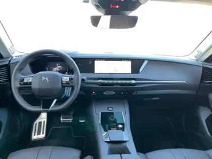 Photo 9 DS DS 4  Hybride 136ch Etoile Nappa Automatique