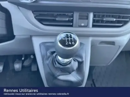 Photo 12 Volkswagen Transporter  Fg Van L1 2.0 TDI 150ch Business